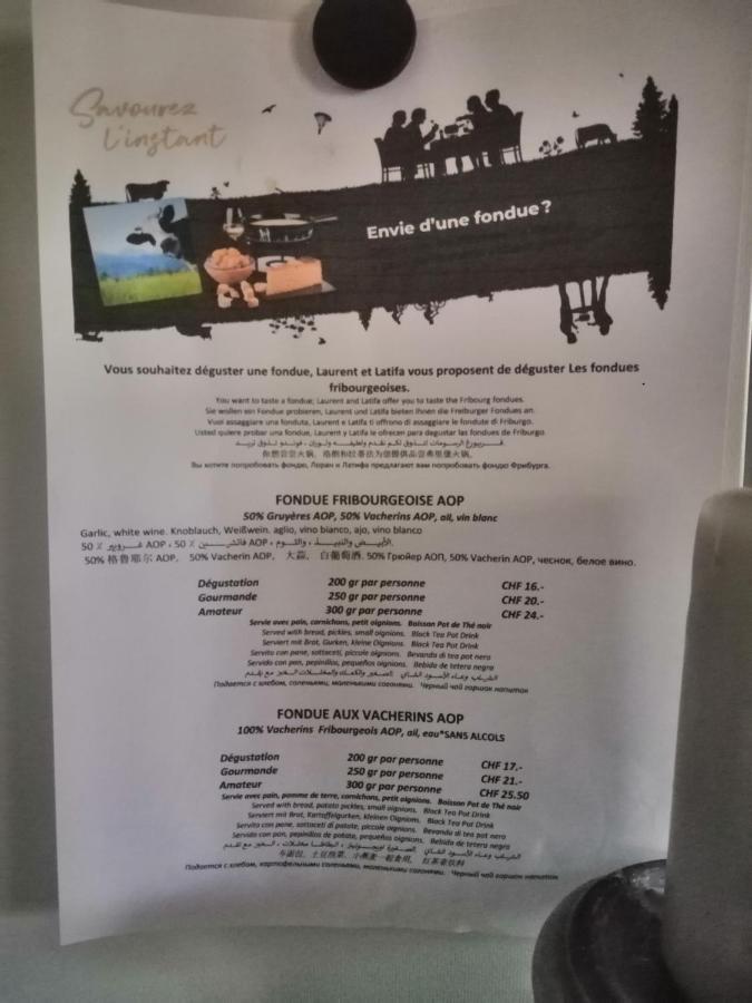 Petite Maison Sur La Colline Du Gibloux: 1Chambre,1 Salon Et Salle De Bain Prives Au Rez De Chausse, Piscine Exterieur Et Bbq , Le Chatelard  Экстерьер фото