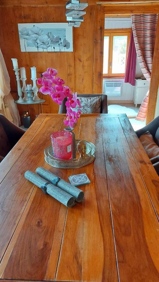 Petite Maison Sur La Colline Du Gibloux: 1Chambre,1 Salon Et Salle De Bain Prives Au Rez De Chausse, Piscine Exterieur Et Bbq , Le Chatelard  Экстерьер фото